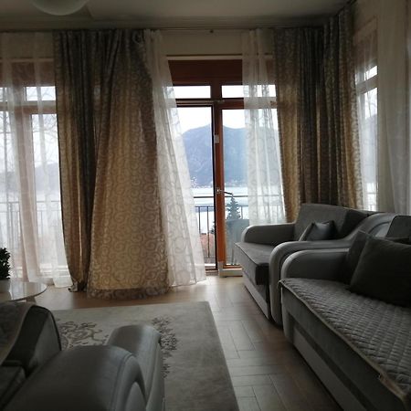 Apartments Villa Eden Kotor Exterior foto